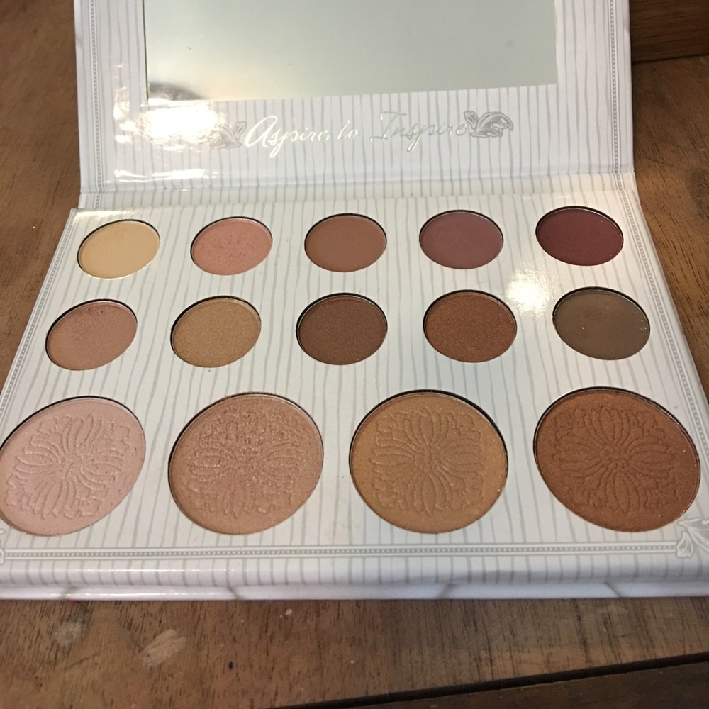 Carli bybel first palette