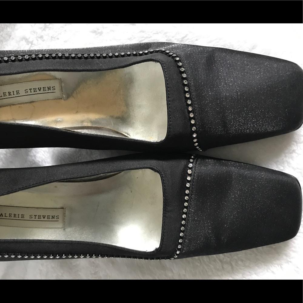 Valerie Stevens - 🌹Delia Black Party Pumps - Picture 3 of 4