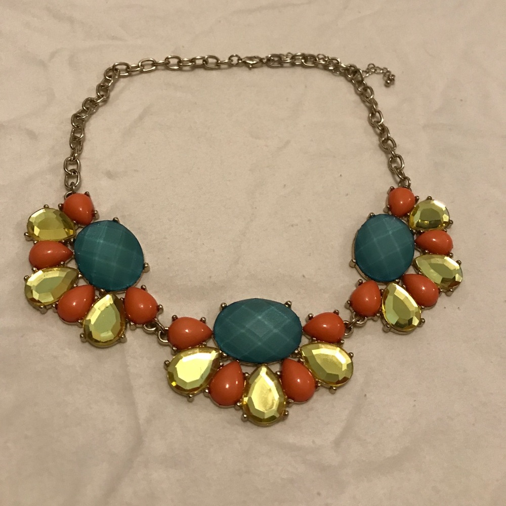 Bold necklace