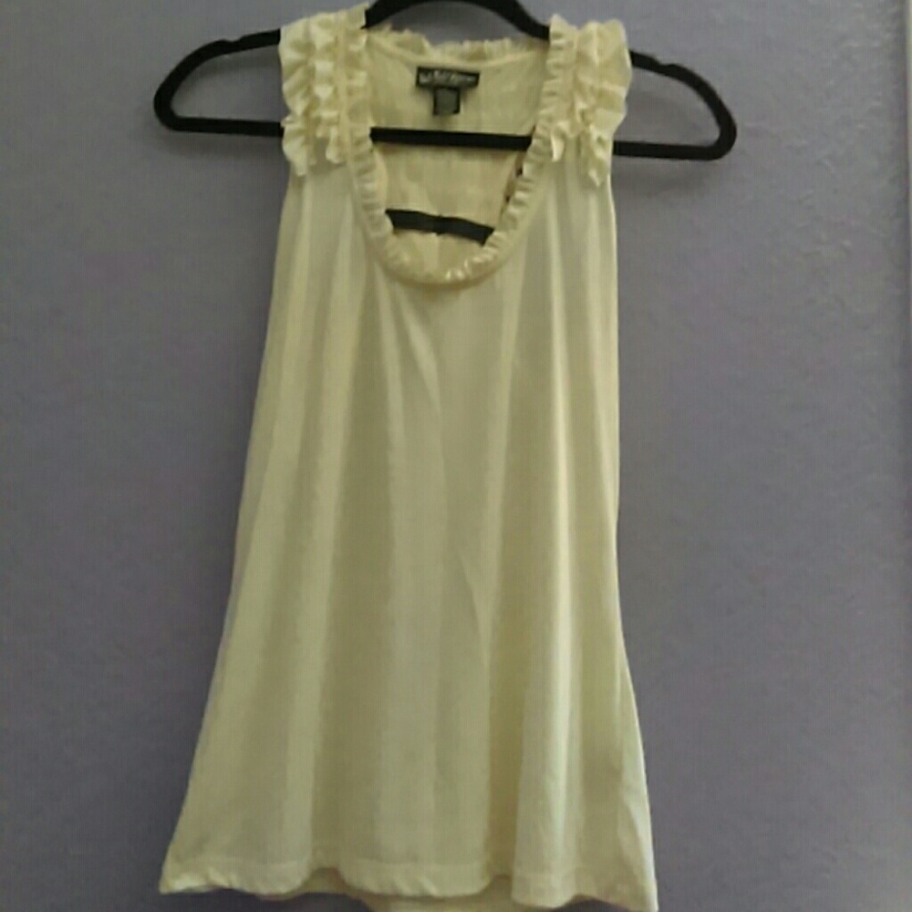 Cream ruffle back shirt