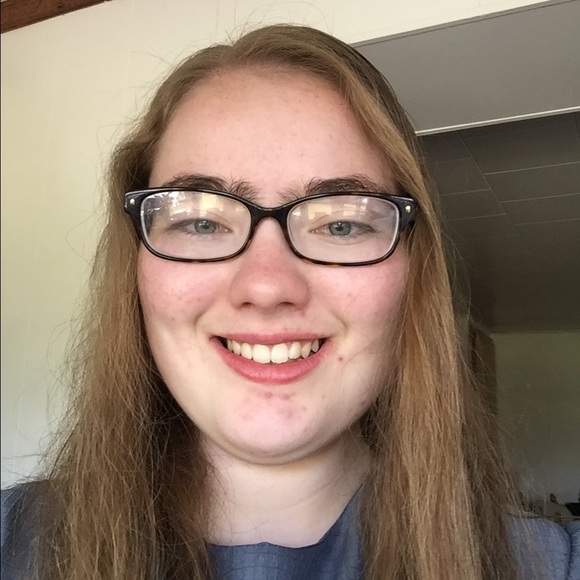 Meet your Posher, Maria - Picture 1 of 1