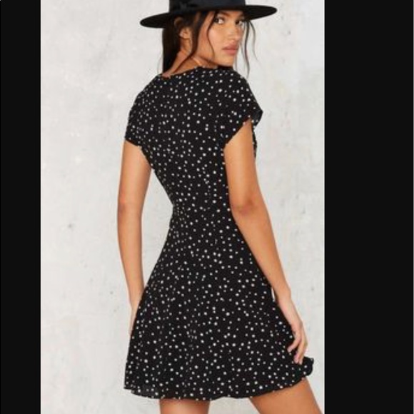 💚🆕 #111 Tayley Lace Up mini dress - Picture 3 of 6