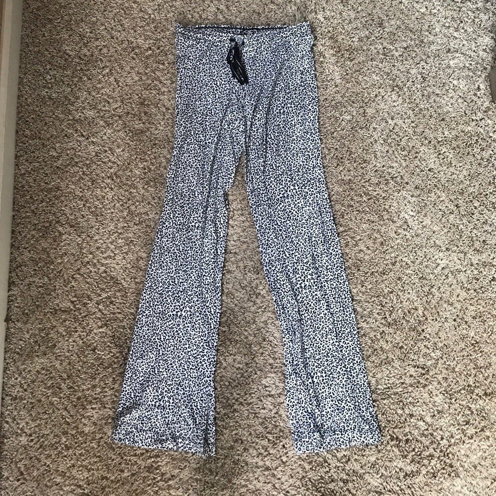 Victoria's Secret leopard pajama pants NWOT