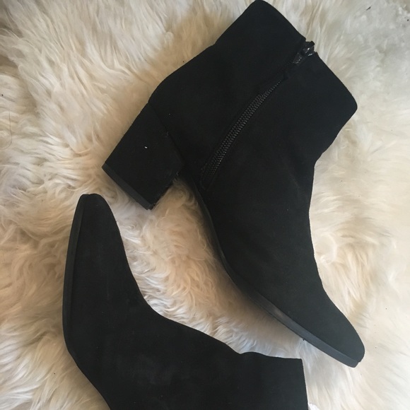 Stuart Weitzman Booties - Picture 2 of 7