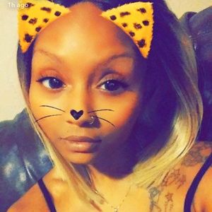 Meet your Posher, Deja