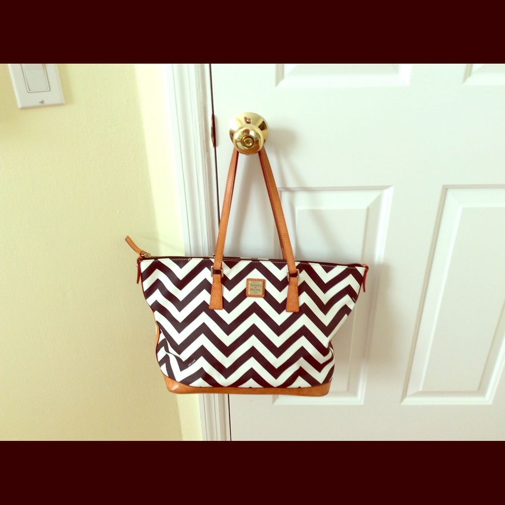 Dooney & Bourke tote