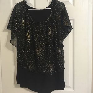 XL gold and black shirt