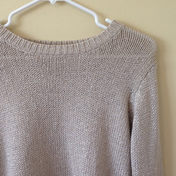 Forever 21 sweater - Picture 2 of 3