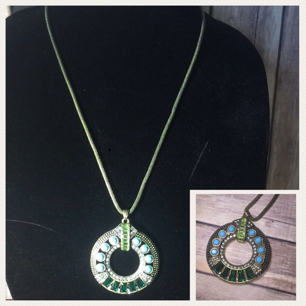 Statement Necklace gold multicolor embellishments