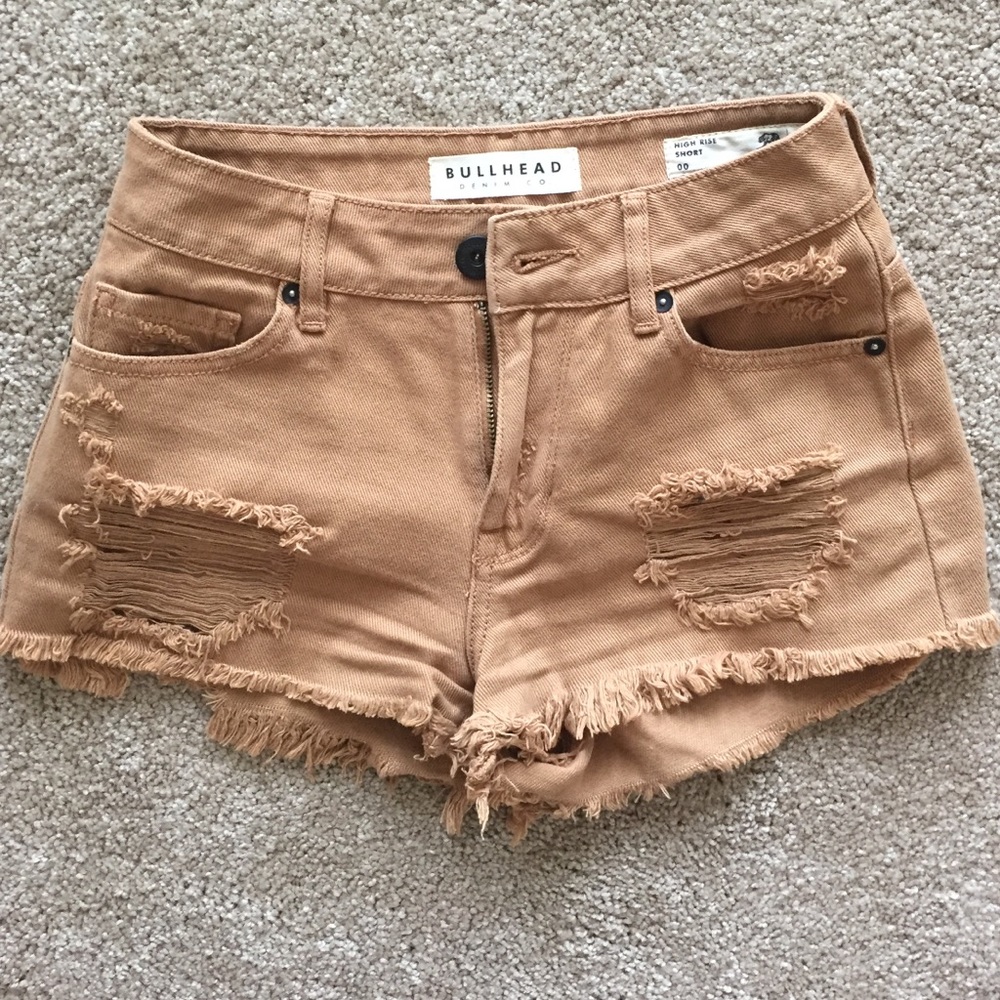 Bullhead tan denim shorts