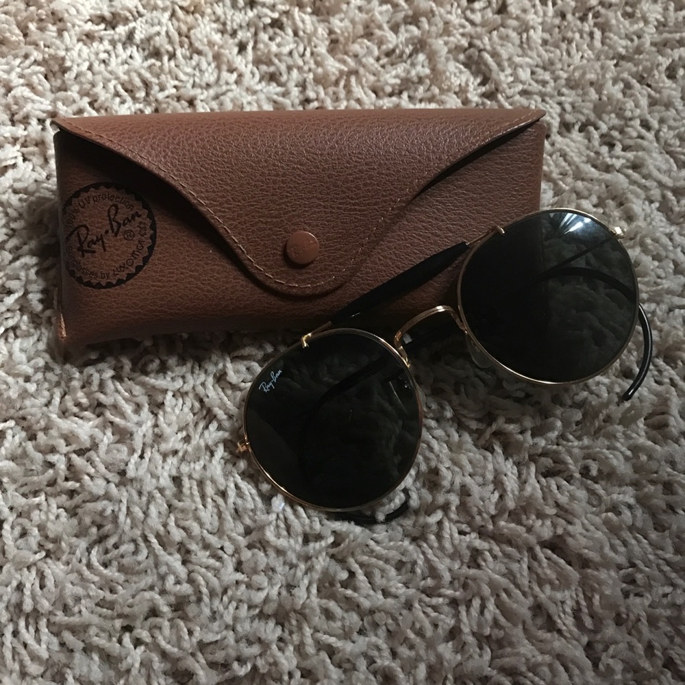 Ray ban sunglasses authentic with case