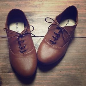 Lower East Side women's oxford's size 9 1/2