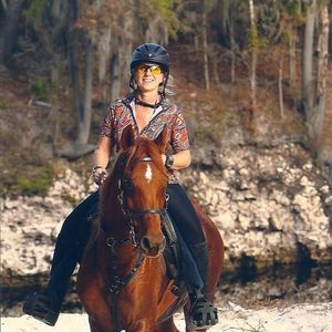 Meet your Posher, Denise