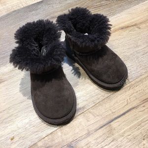 UGG Toddler girls boots size 7