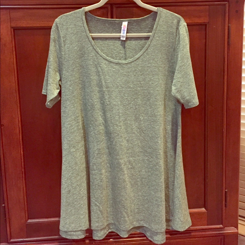 LuLaRoe shirt