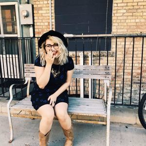 Meet your Posher, Jasmine