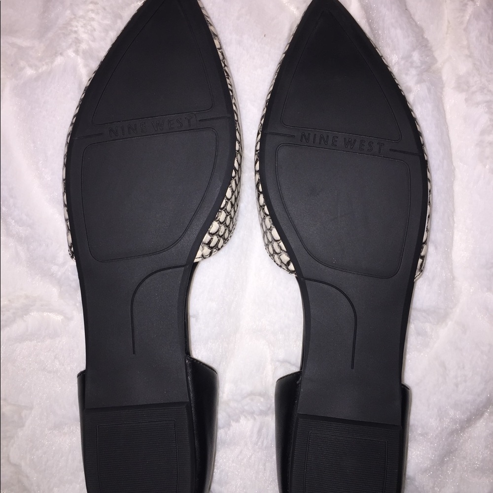 NINE WEST FLATS - Picture 4 of 5