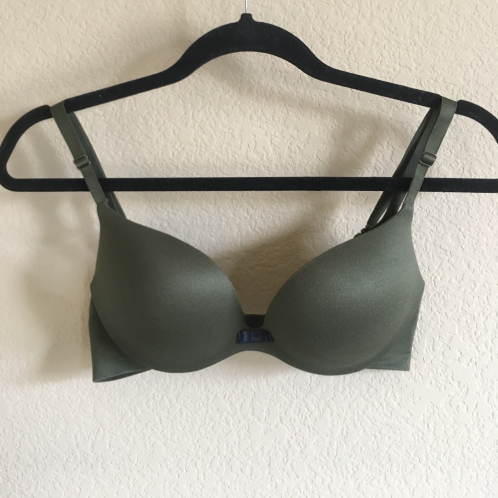 Victoria's Secret Demi Push-up Bra 32C