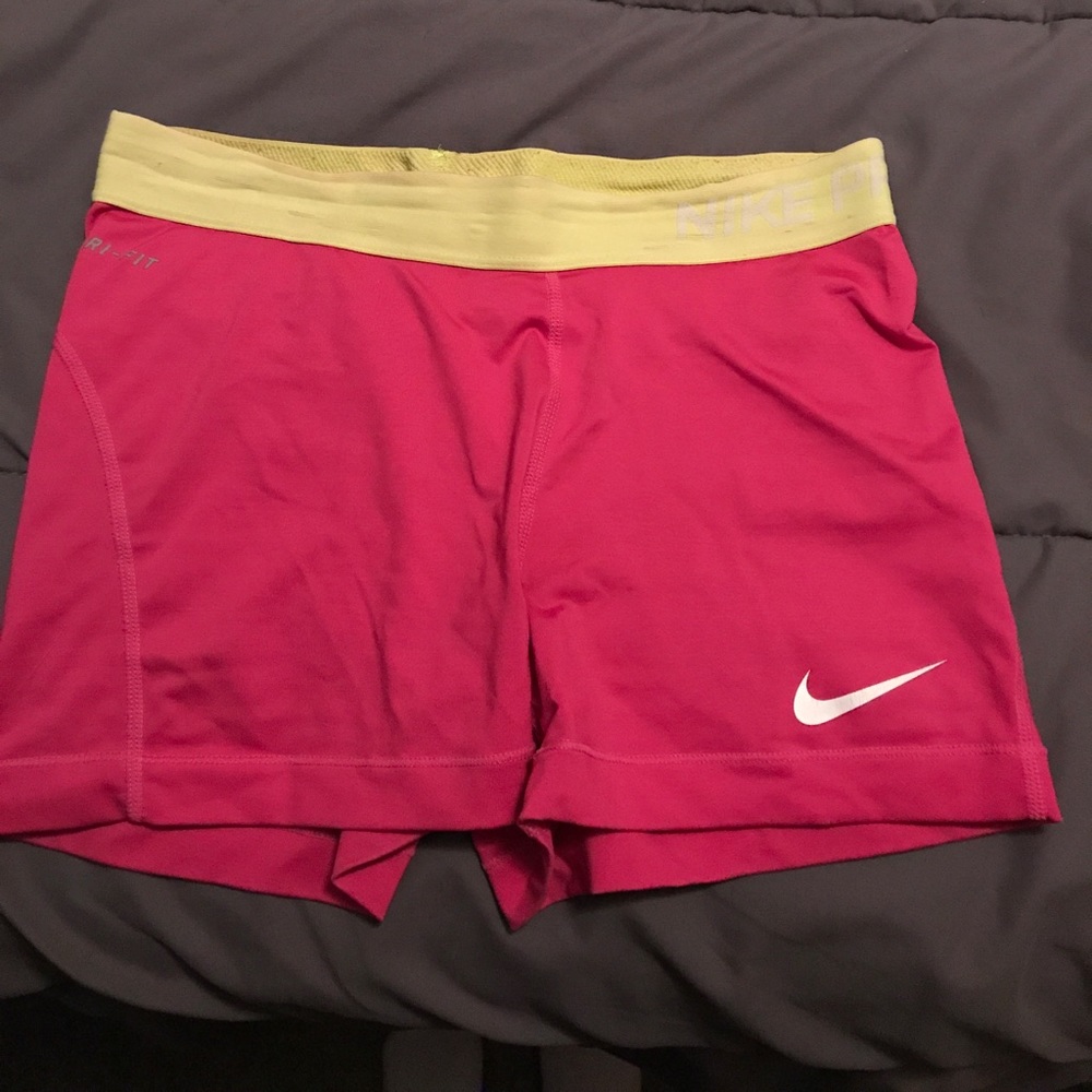 Nike spandex