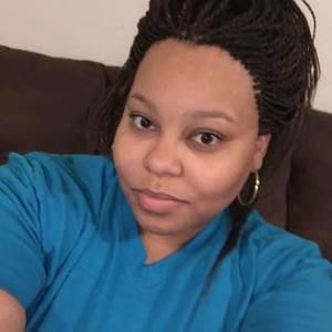 Meet your Posher, Dominique