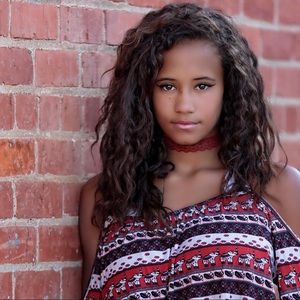 Meet your Posher, Lexi