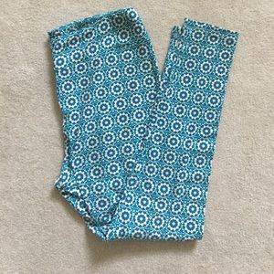 LuLaRoe geometric patterned leggings