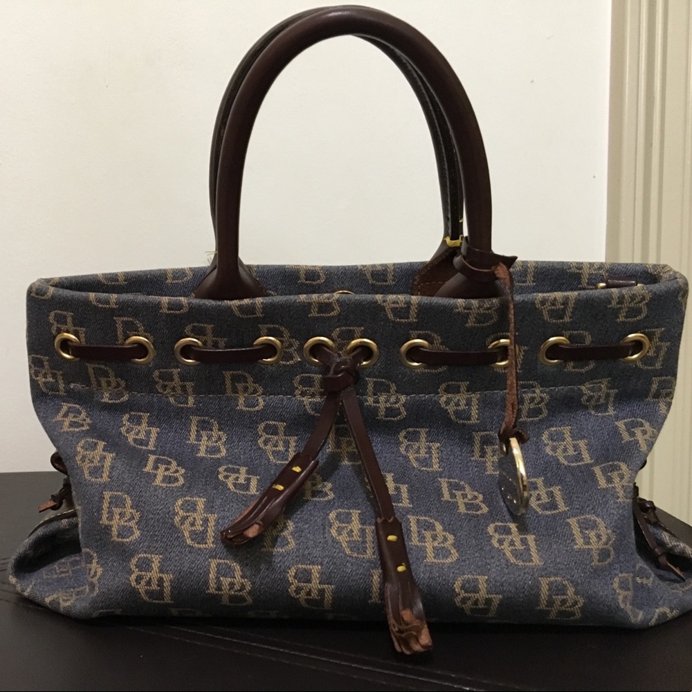 A lightly used hand bag