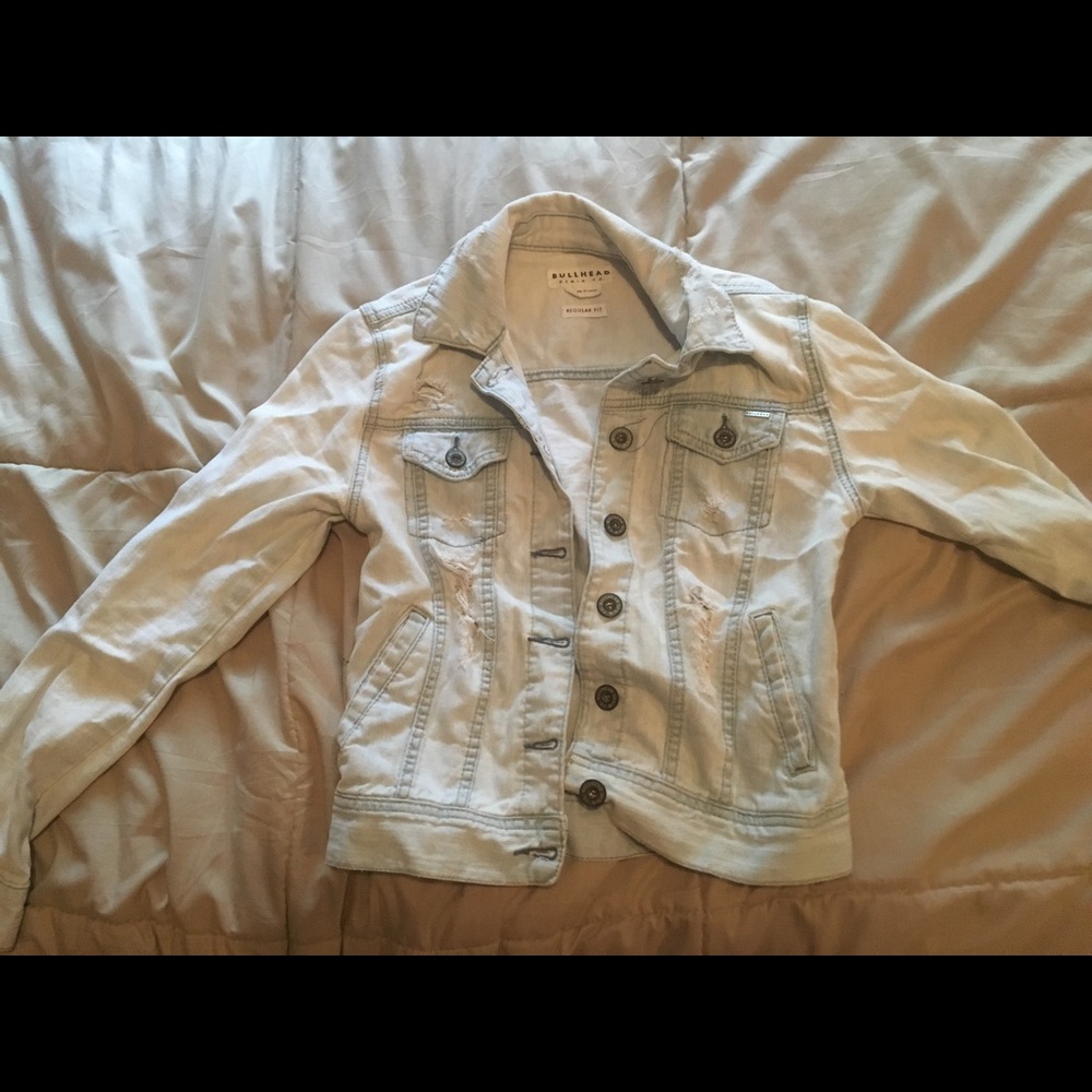 Bullhead (Pacsun) light wash demin jacket