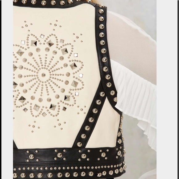 🆕 Nasty Gal Cavalry Studded Leather Vest - Picture 3 of 8