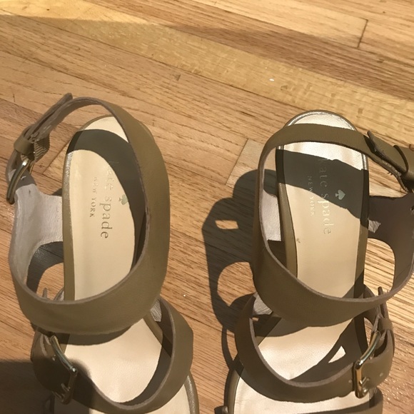 SALE‼️ KATE SPADE CHUNK HEEL - Picture 4 of 7