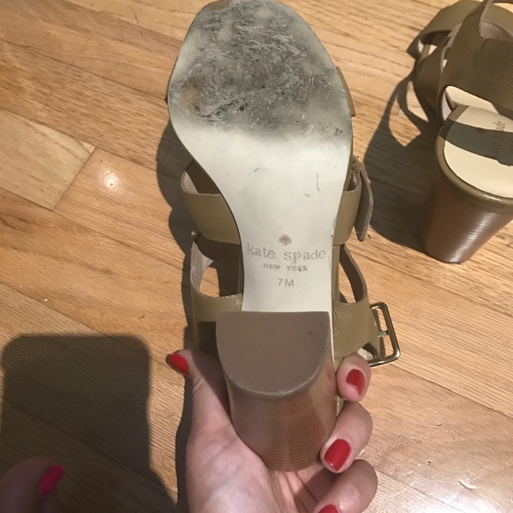 SALE‼️ KATE SPADE CHUNK HEEL - Picture 7 of 7