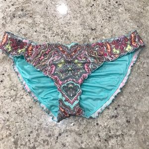 Victoria secret scrunch butt bottoms!