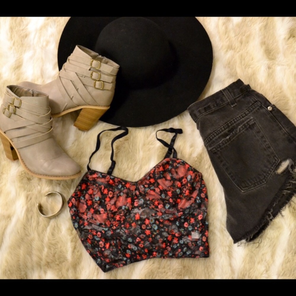 Black pink floral lace crop top