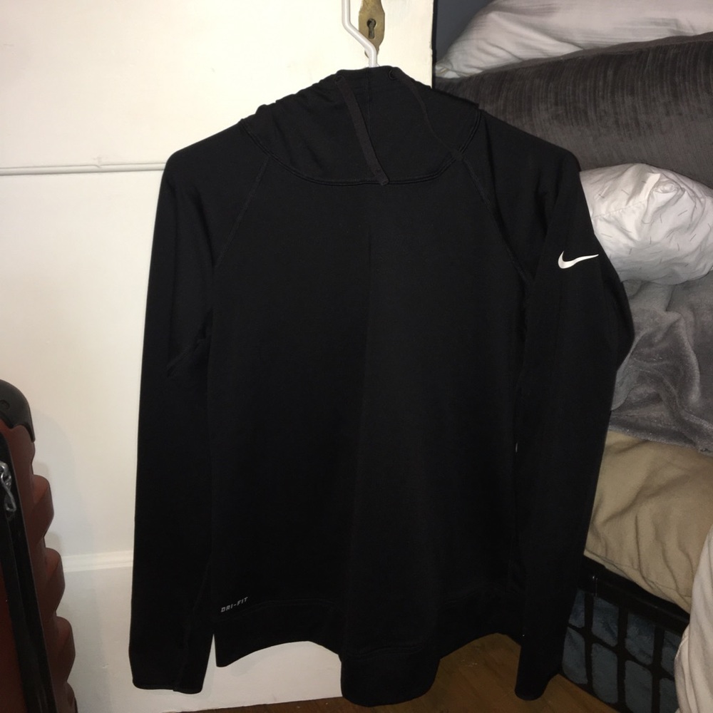 Nike pullover with hood