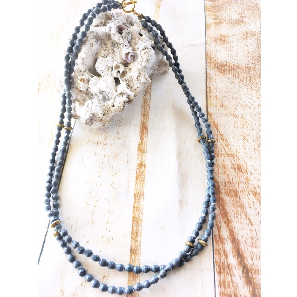 💐 stunning double strand rolled paper necklace