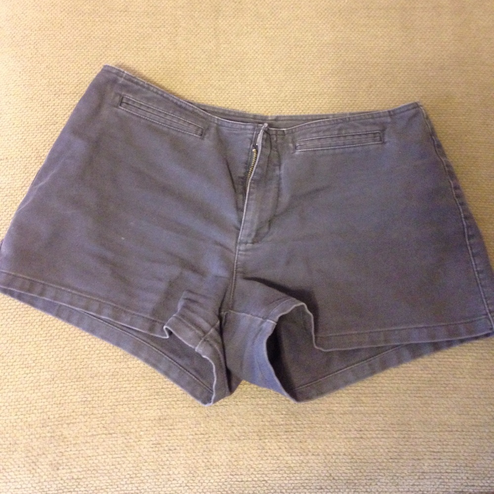 Abercrombie and fitch navy shorts