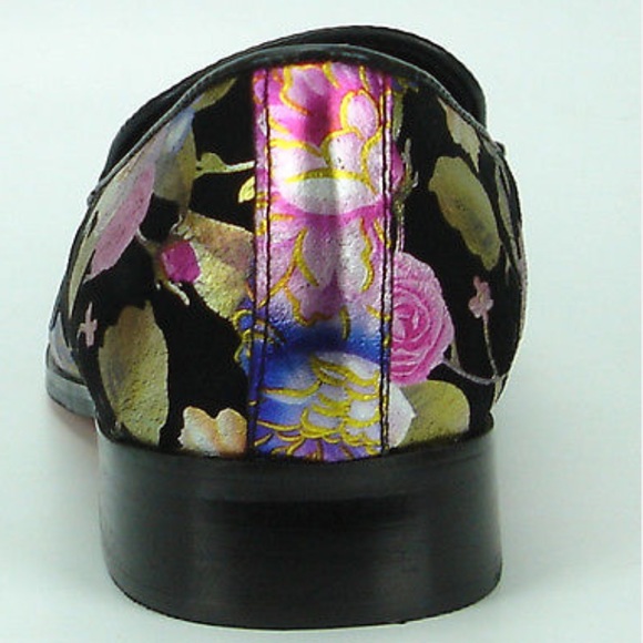 SALE. SALE. SALE. $125 - Picture 3 of 5