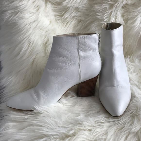 Zara Shoes - FLASHSALE White Zara Bootie with Wood chunk Heel
