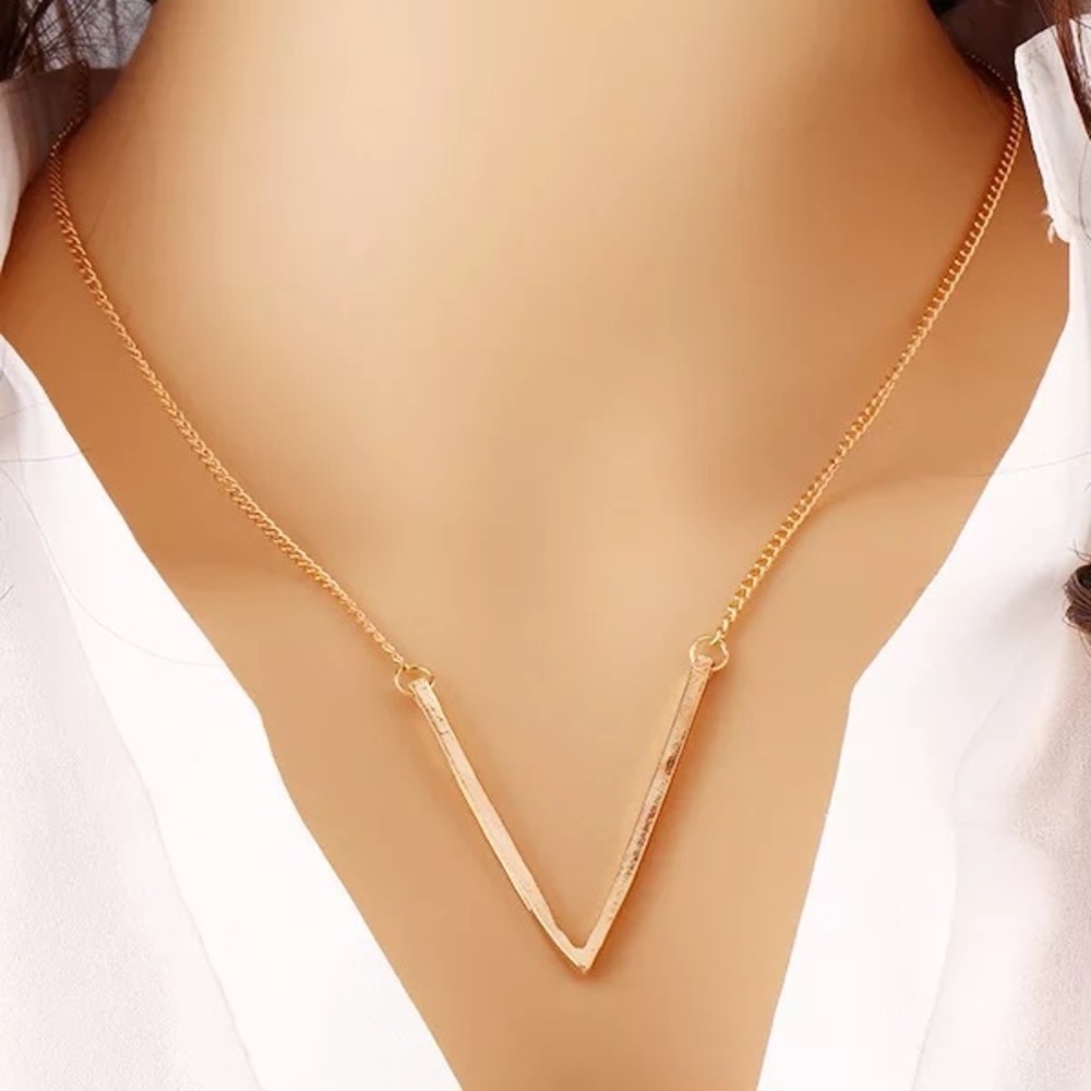 Victoria Necklace