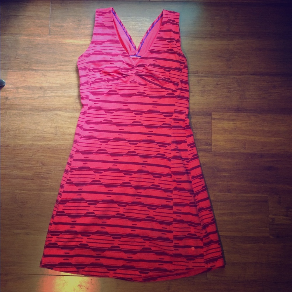 Mountain Hardwear Dress