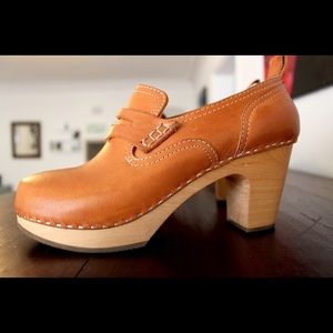 Swedish hasbeens size 38