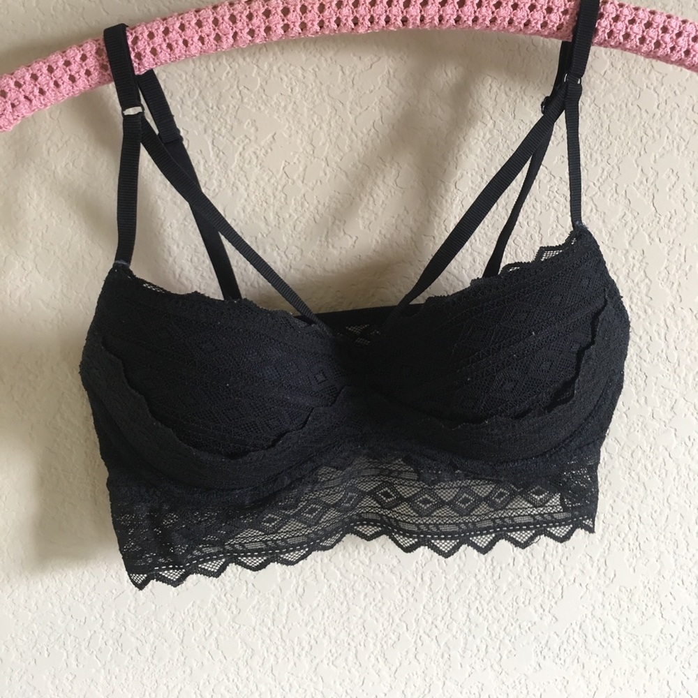 Victoria's Secret Pink Strappy Front bralette