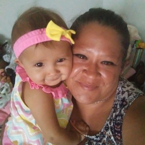 Meet your Posher, Cynthia - Picture 1 of 1