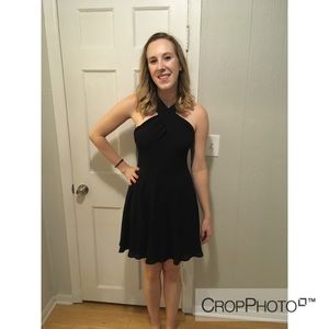 Cute Cross-Neck Express Skater Dress
