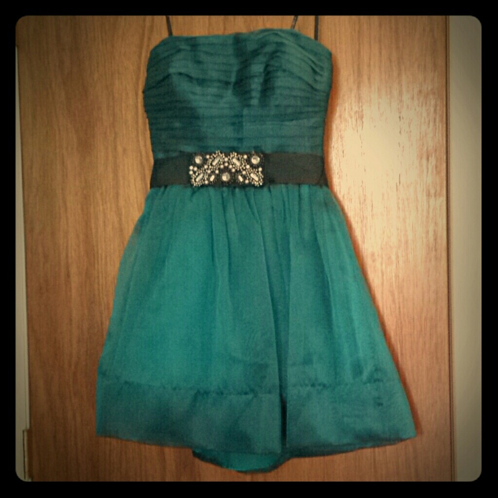 A Formal Strapless dress