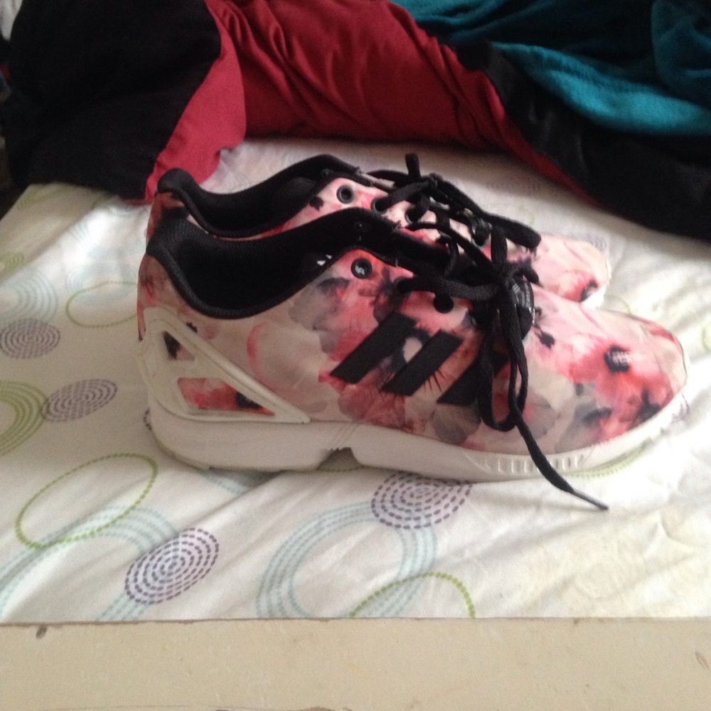 Floral adidas