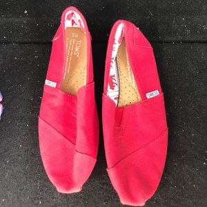 Red Toms