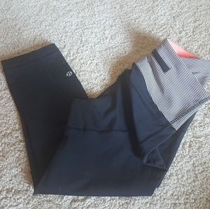 Lululemon run crop size 4