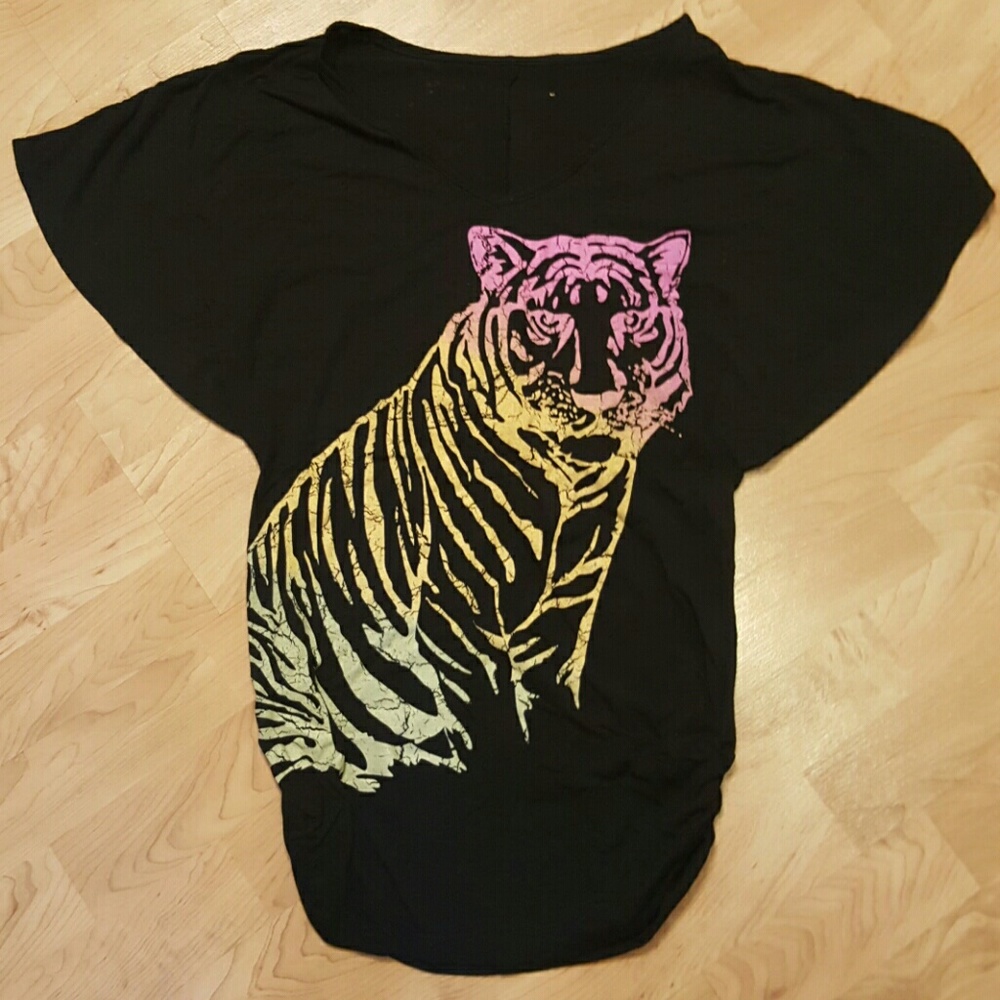 Tiger shirt.