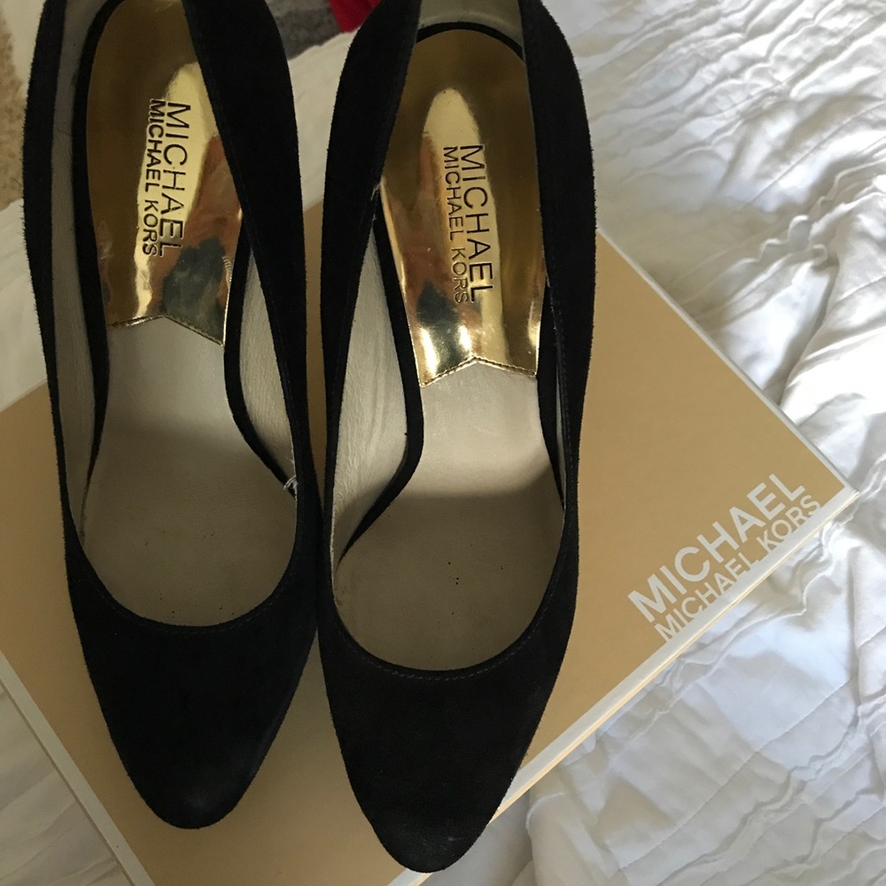 MK york pumps